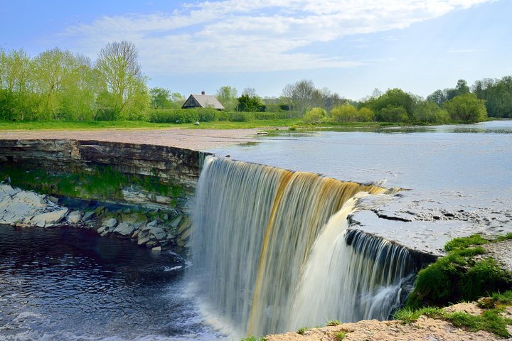 Tallinn Old Town tour combined with Jägala Waterfall visit - Image 1