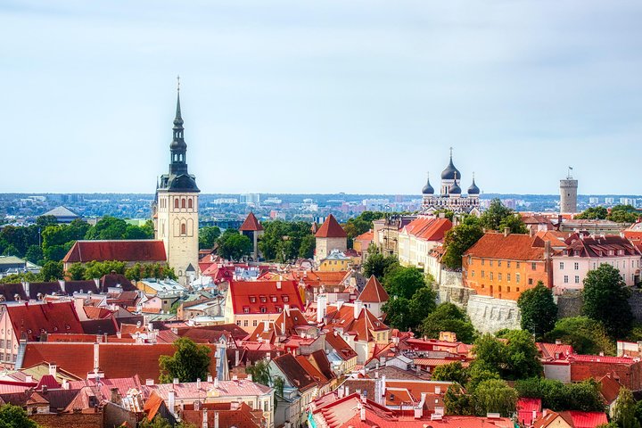 Tallinn Private Panoramic Tour - Image 2