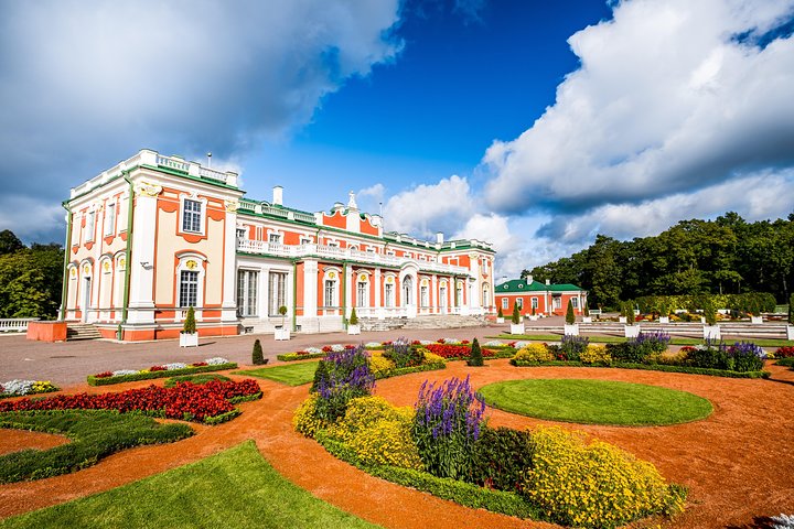 Tallinn Private Panoramic Tour - Image 4