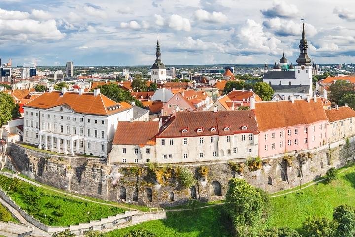 Tallinn Shore Excursion: Tallinn Sightseeing Tour by Coach and Foot - Image 5