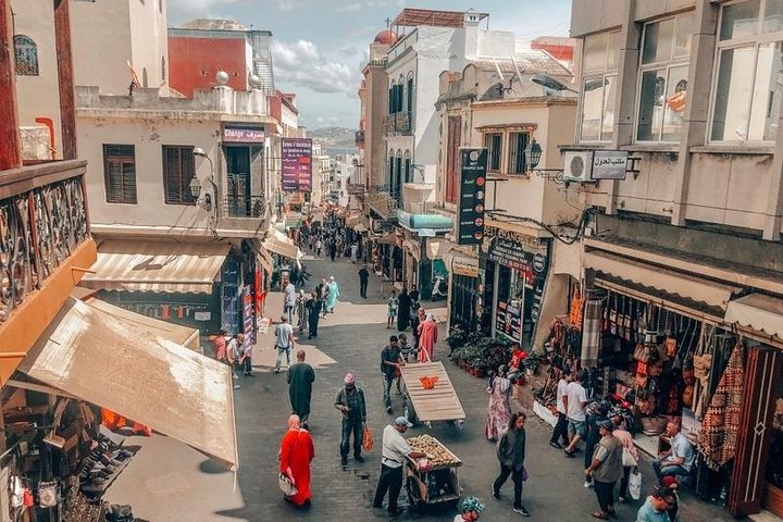 A private walking tour  - Image 1