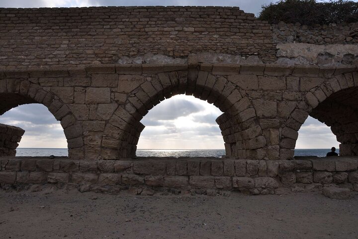 Caesarea and Zichron Ya'akov Private Tour - Image 2