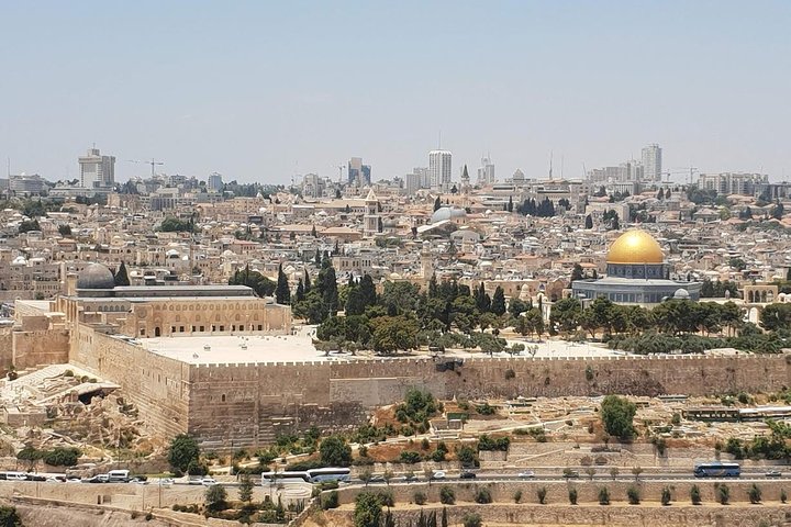 Private day trip to the Old City of Jerusalem - Image 1