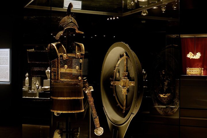 Guided Private Tour to Ancient Vergina and Veria City - Image 4