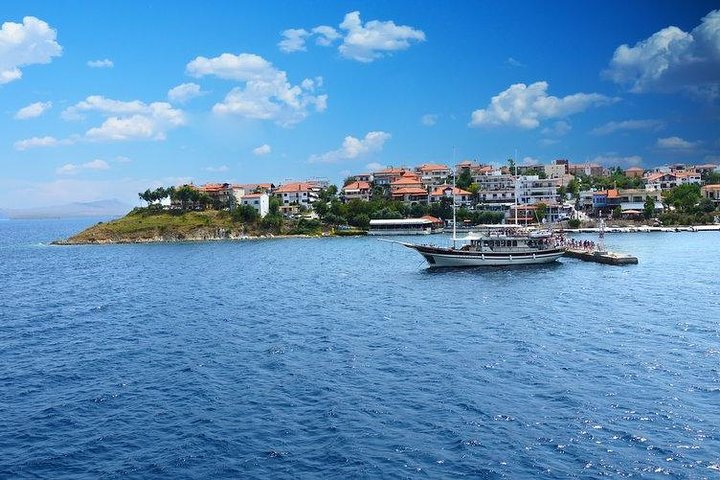 Halkidiki Blue Lagoon Cruise from Thessaloniki with Lunch - Image 2