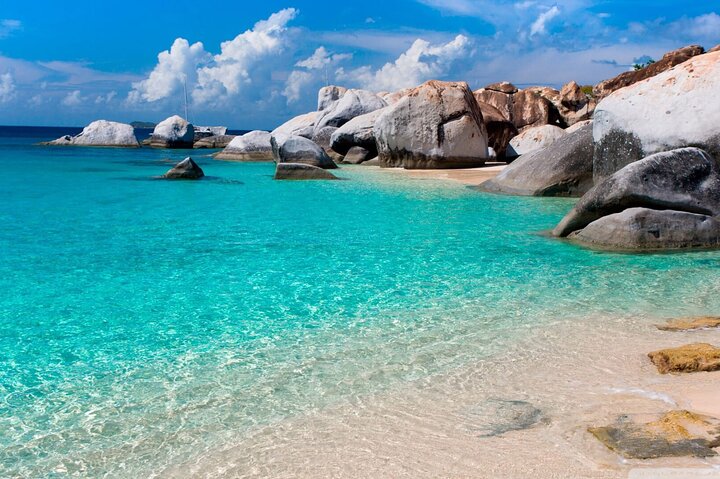 Private group. Swimming and relax in beautiful beaches  - Image 1