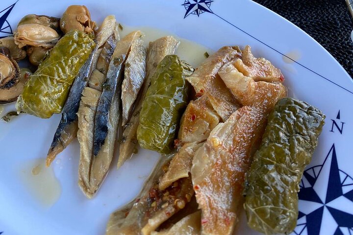 Thessaloniki Gastronomy Yacht Private Tour with Storytelling - Image 5