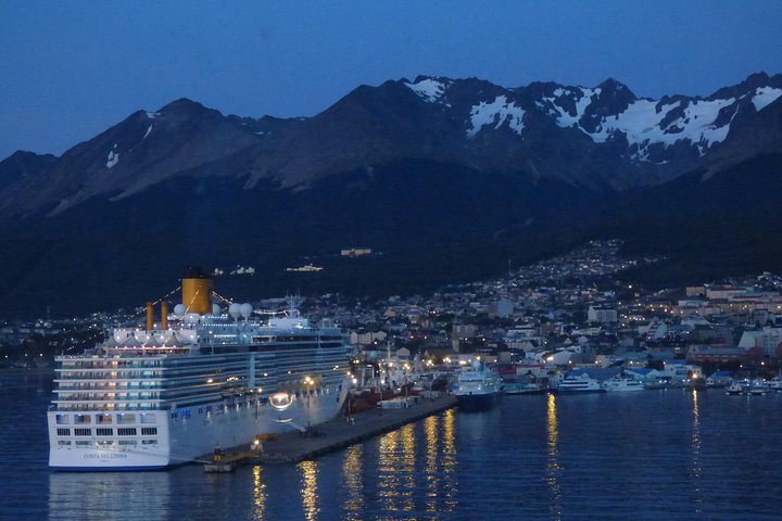 5-Hour Nat Park + City Tour *Shore Excursion* USHUAIA (Shared tour for cruises) - Image 2