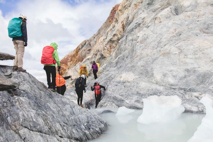 Full Day Private Tour to Ojo del Albino Glacier in Argentina - Image 3