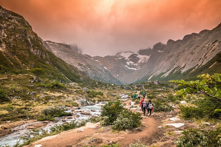 Laguna Esmeralda Hiking Tour with Snack from Ushuaia - Image 2