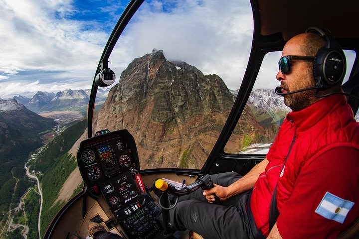 Overflight and crossing the Andes by helicopter - A15 - Image 2