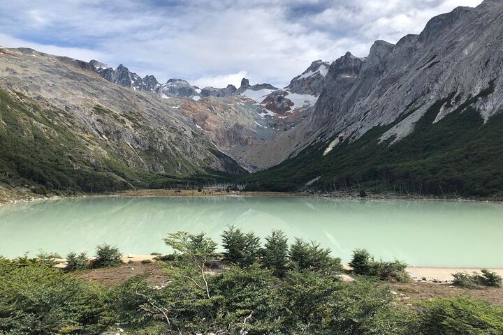 Private Hiking Tour to Laguna Esmeralda - Image 1