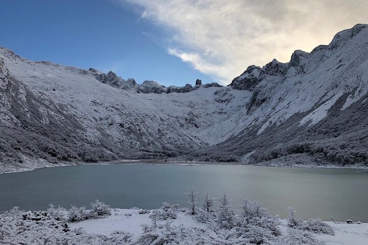 Private Hiking Tour to Laguna Esmeralda - Image 3