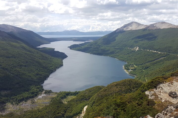 Private Tour in Garibaldi Pass, Escondido and Fagnano Lakes with Lunch - Image 1