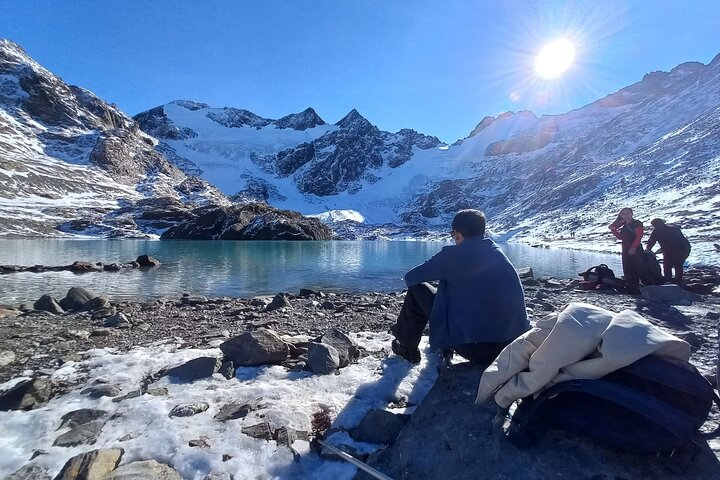 Small group Trekking to Vinciguerra Glacier and Témpanos Lagoon - Image 2