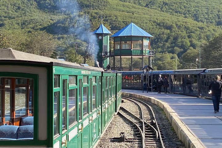 Tierra del Fuego and Beagle Channel Combo Tour by Train and Boat - Image 3