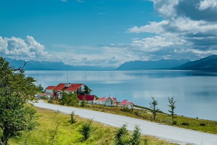Tolhuin Natural and Gastronomic Circuit in 4x4 from Ushuaia - Image 2
