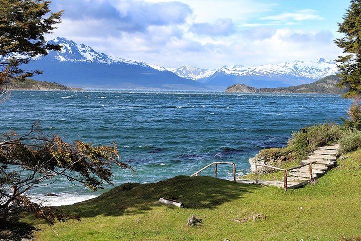 Ushuaia: National Park Private Tour and End of the World Train - Image 2