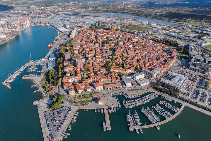 Koper & Wine tasting - Image 1