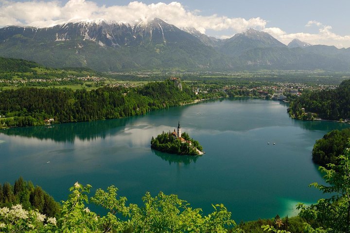 Lake Bled & Ljubljana Tour from Sistiana - Image 1