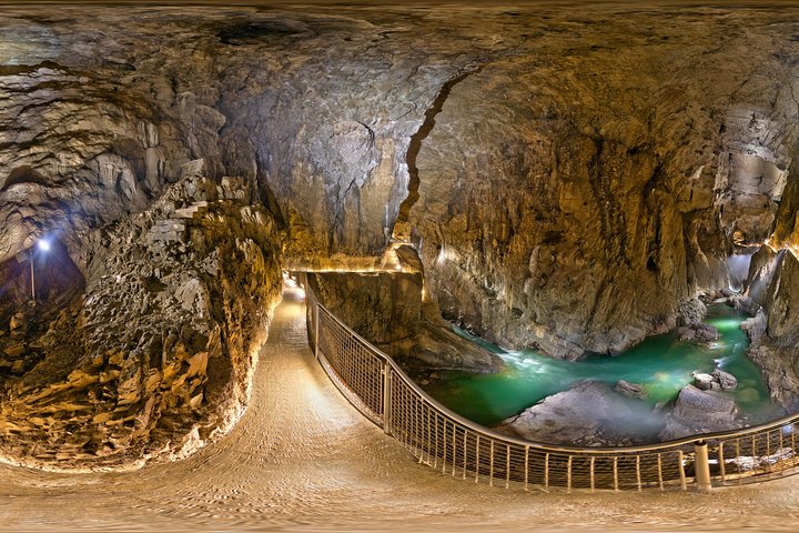 Lipica Stud Farm & Skocjan Caves - Small Group Tour from Koper - Image 1