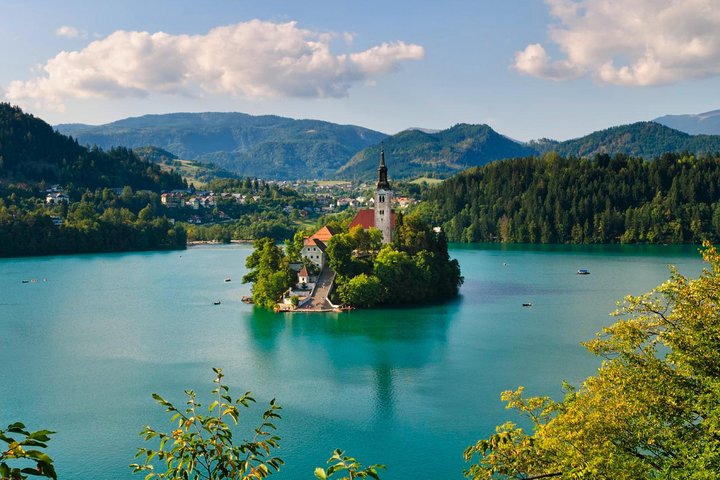 Ljubljana & Lake Bled (up to 8 persons) - Image 1
