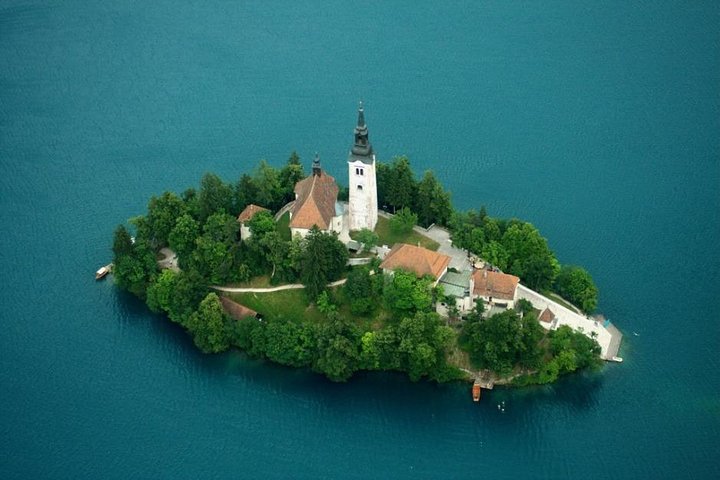 Magic Lake Bled & Charming Ljubljana from Trieste - Image 3