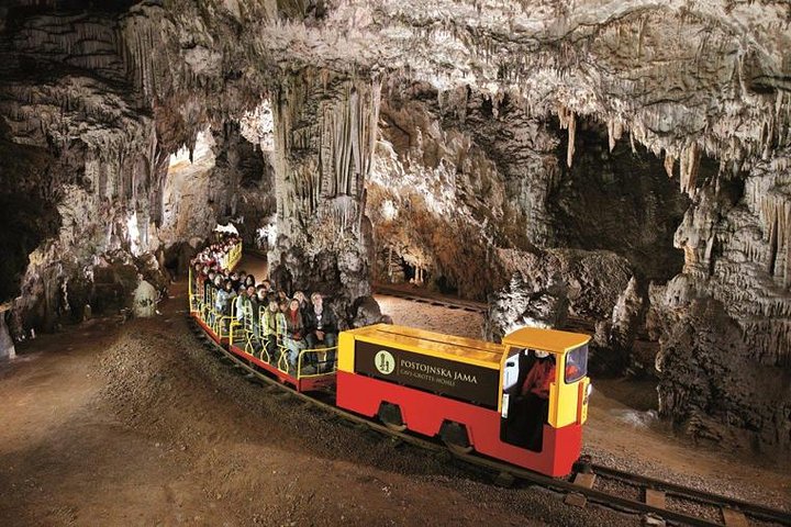 Postojna Cave and Predjama Castle from Sistiana - Image 1
