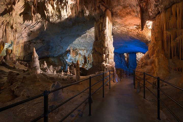 Postojna Cave & Predjama Castle - Image 4