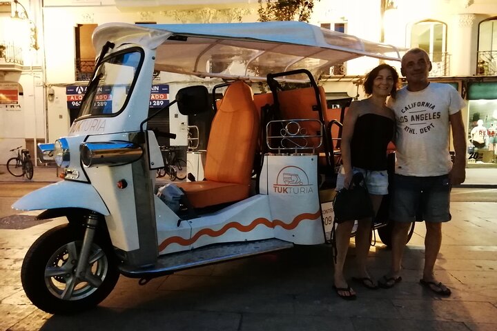 Discover Historical Valencia on Tuk Tuk - Image 5