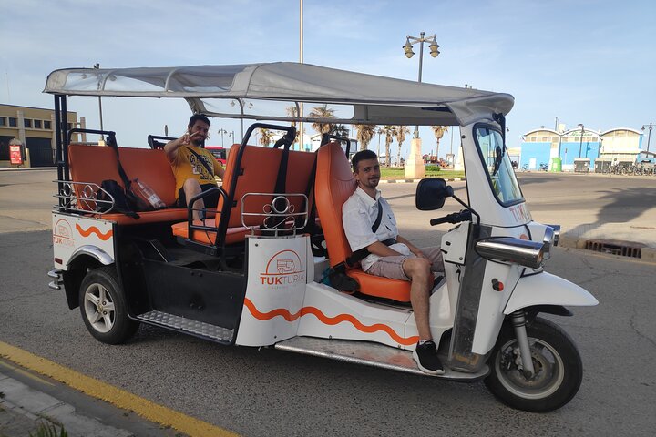 Discover Valencia on Tuk Tuk - Image 5