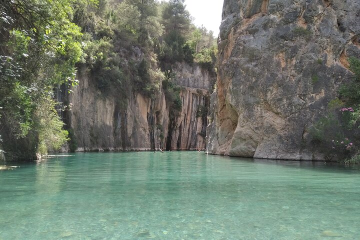 Mountain Hike & Thermal Springs - private full day tour - Image 2