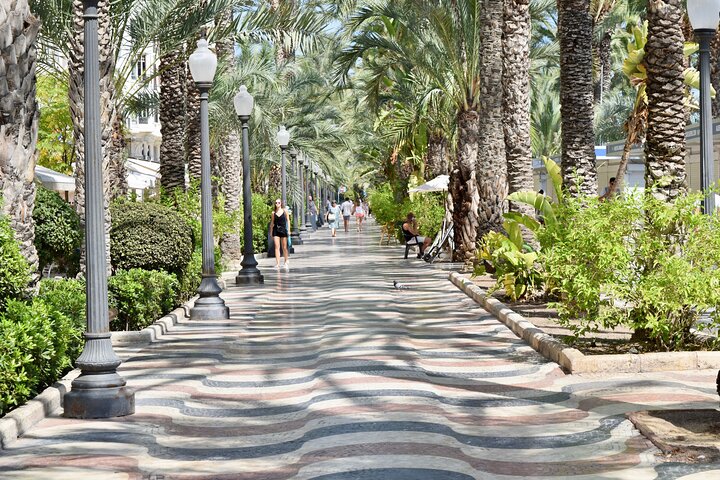 Private Full-Day Tour to Alicante from Valencia with Hotel Pick Up - Image 2