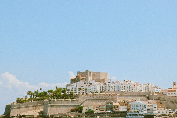 Private Full-day Tour to Peñiscola and Morella from Valencia - Image 3