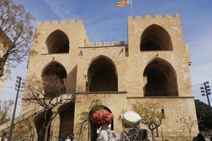 Private Full-Day Tour Valencia with City of Arts and Sciences - Image 3