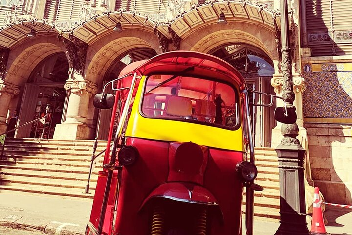 Route through the City of Turia Valencia in Tuk-Tuk - Image 2