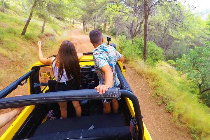 Valencia: ADVENTURE 4X4 JEEP Tour - Image 1