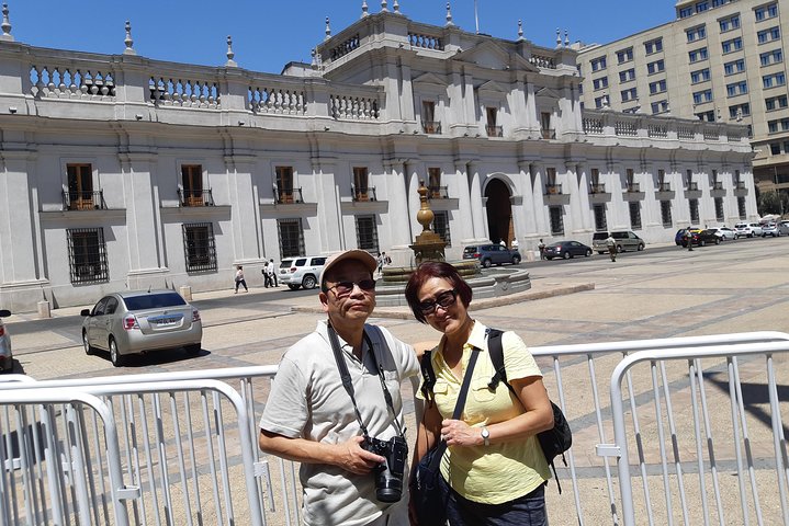 Small group transfer from Valparaiso/S.Antonio+Tour in Santiago - Image 5
