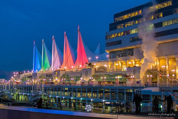 Best of Vancouver Highlights /Suspension Bridge/ Free Pizza Party Tour Private - Image 5