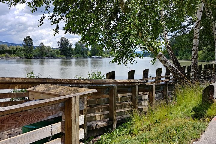 Fort Langley Magical Mystery & Vineyard Explorer Private Tour  - Image 4
