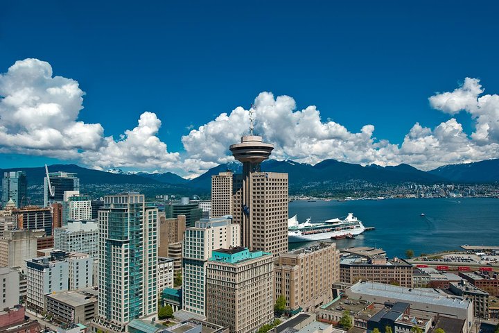 Full Day Best of Vancouver Private City and Gardens Tour - Image 3