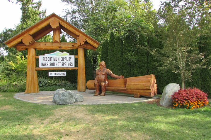 Harrison Day Trip private with Spa in Harrison Hot Springs  - Image 4