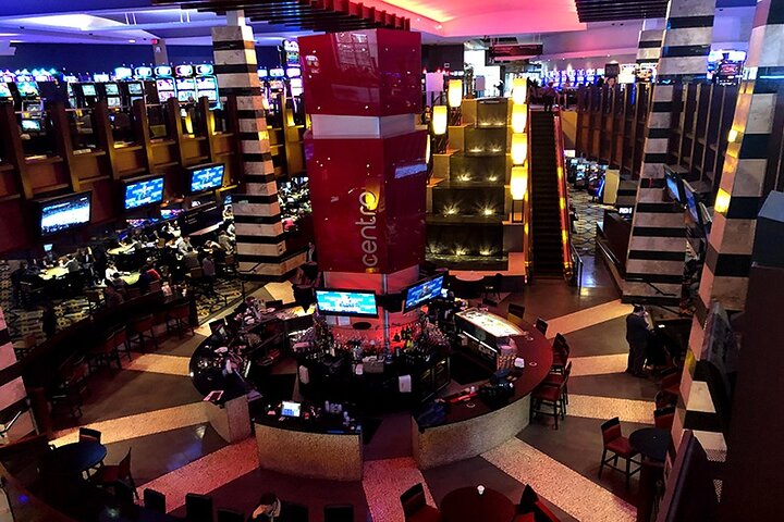 Night Vancouver (Music,Bars,Clubs & Casino) - Image 1