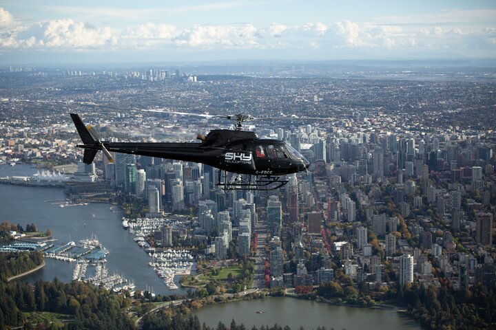 Pre/Post Cruise Helicopter Vancouver City Tour with Hotel Pickup - Image 1