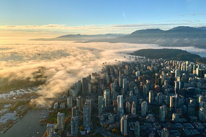 Pre/Post Cruise Helicopter Vancouver City Tour with Hotel Pickup - Image 5