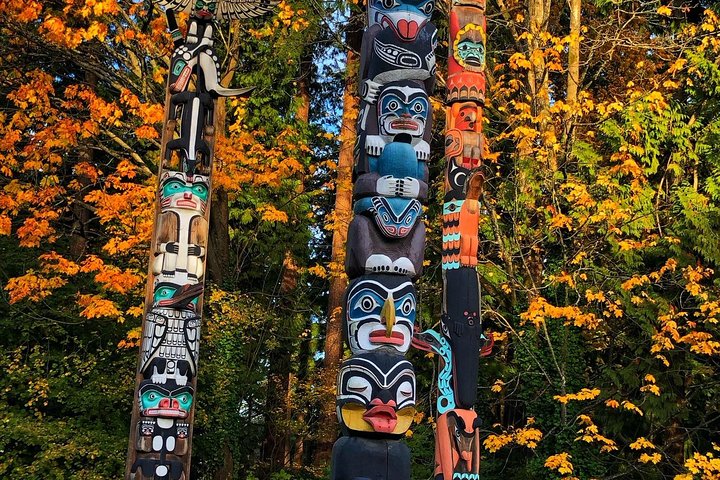 Private Luxury Vancouver Shore Excursion - Image 1