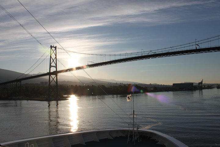 Private Transfer, Vancouver, BC to Vancouver Cruise Ship Terminal, VIP SUV  - Image 5