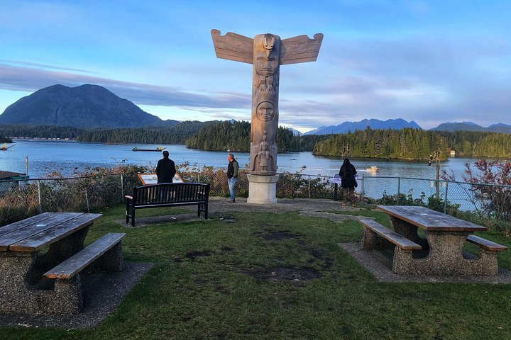 Vancouver 4Days island AdventureTour Vancouver, Victoria, Ucluelet, Tofino, Nanaimo - Image 4