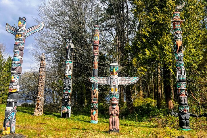 Vancouver City Tour With Stanley, Grouse Mountain & Capillano Suspension Private - Image 1