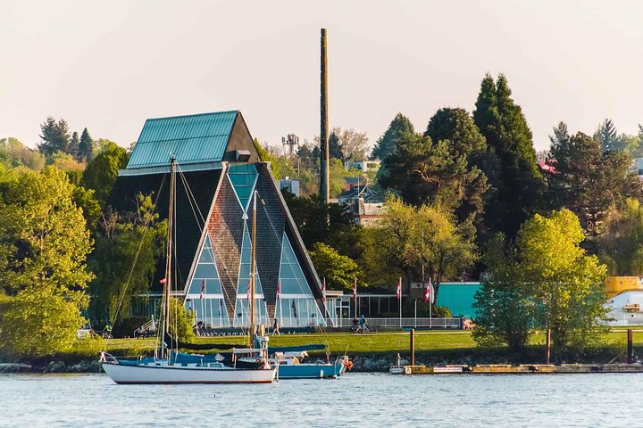  Vancouver Family Tour for History Geeks Private - Image 3